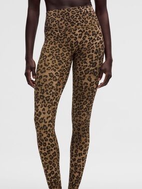 NWT lululemon Align No Line™ High-Rise
Pant 25”  True Leopard Multi size: 6